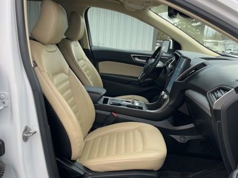 Used 2021 Ford Edge SEL w/ Cargo Accessory Package image 28