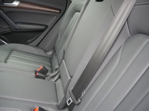 Certified 2023 Audi Q5 2.0T Premium w/ Convenience Package image 26