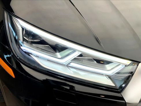 Used 2018 Audi Q5 2.0T Premium Plus w/ Premium Plus Package AWD/4WD image 26