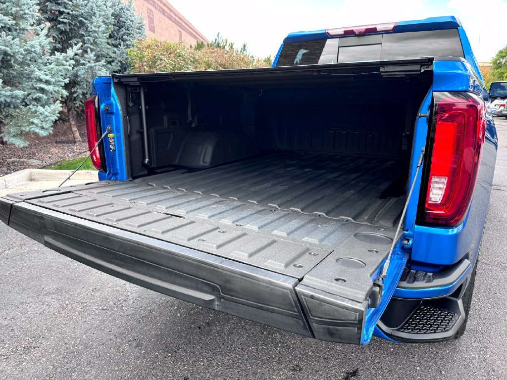 Used 2024 GMC Sierra 1500 AT4 w/ Technology Package AWD/4WD image 15