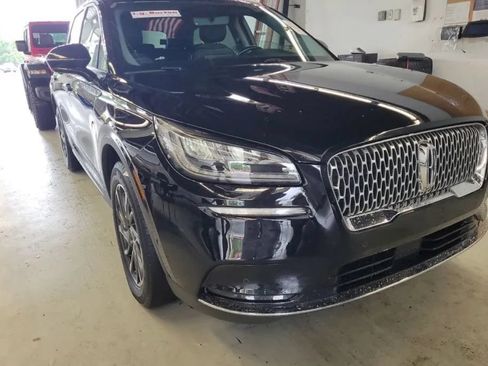Used 2020 Lincoln Corsair Reserve w/ Equipment Group 201A AWD/4WD image 2