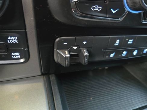 Used 2015 RAM 1500 Sport w/ Sport Premium Group image 27