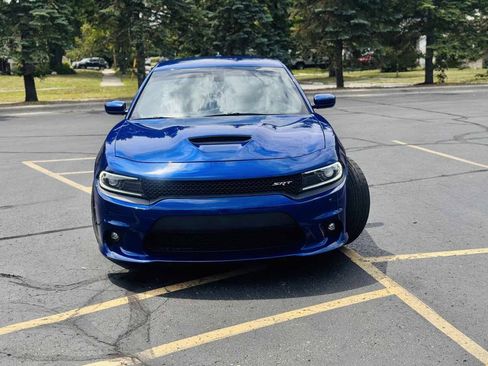 Used 2022 Dodge Charger Scat Pack w/ Dynamics Package RWD image 12