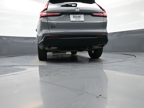 Certified 2025 Honda CR-V EX image 31