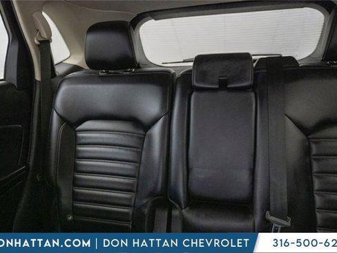 Used 2022 Ford Edge SEL image 18