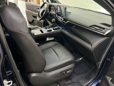 Used 2023 Toyota Sienna XSE w/ XSE Plus Package AWD/4WD image 27
