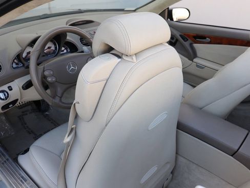 Used 2008 Mercedes-Benz SL 55 AMG image 29