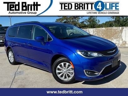 Used 2019 Chrysler Pacifica Touring Plus