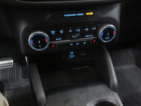 Used 2023 Ford Escape ST-Line Select AWD/4WD image 37
