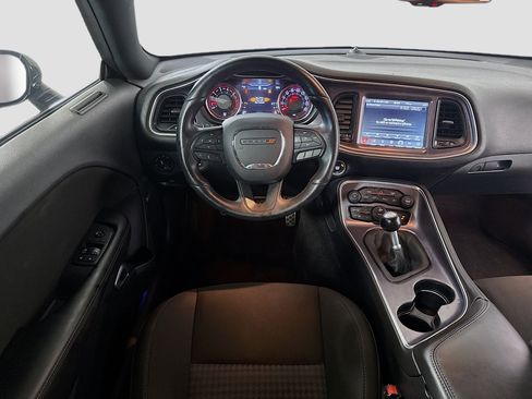 Used 2018 Dodge Challenger R/T Scat Pack w/ Dynamics Package image 17