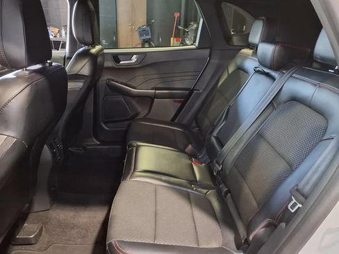 Certified 2025 Ford Escape ST-Line FWD image 21