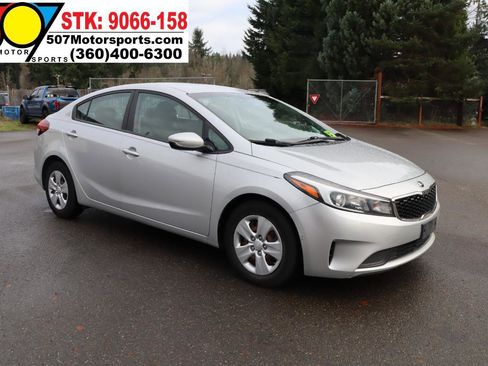 Used 2018 Kia Forte LX FWD image 10