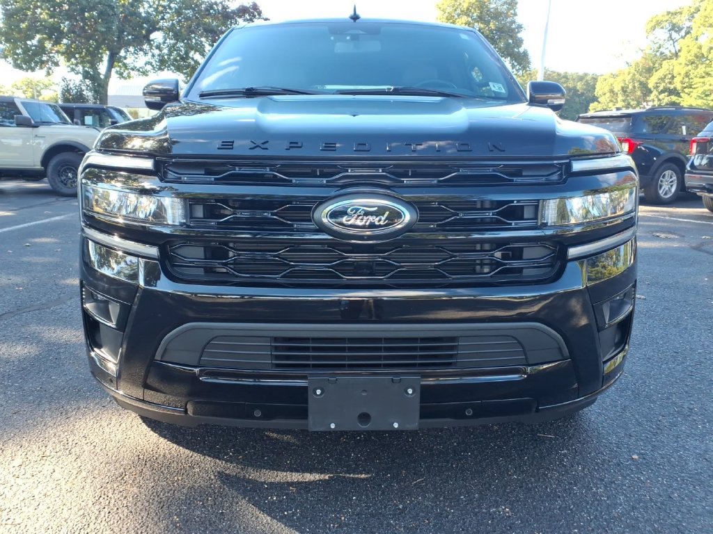 Used 2024 Ford Expedition Max Limited AWD/4WD image 6