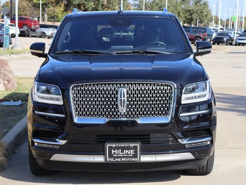 Used 2019 Lincoln Navigator L Reserve image 3