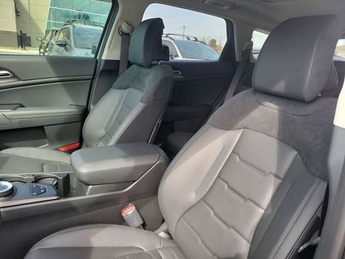 New 2026 Kia Sportage SX Prestige AWD/4WD image 17