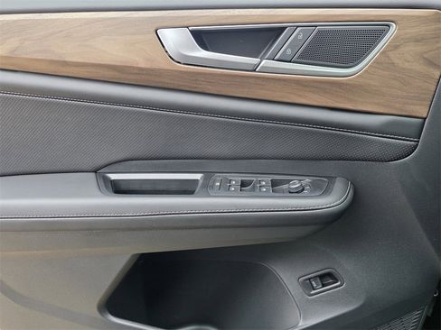 New 2026 Volkswagen Atlas SE image 14