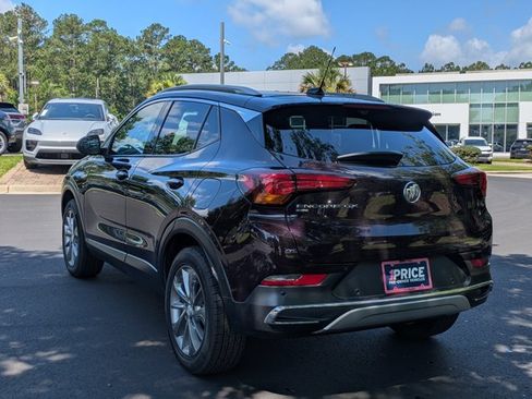 Used 2021 Buick Encore GX Essence w/ Advanced Technology Package AWD/4WD image 8