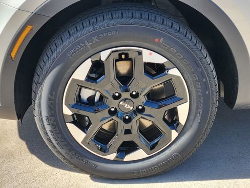 New 2026 Kia Sorento S w/ S Panoramic Sunroof Package AWD/4WD image 9