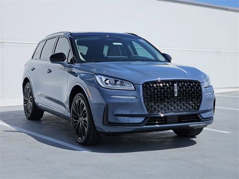 New 2025 Lincoln Corsair Grand Touring w/ Jet Appearance Package image 3