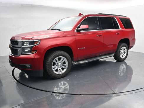Used 2015 Chevrolet Tahoe LT w/ Luxury Package AWD/4WD image 4