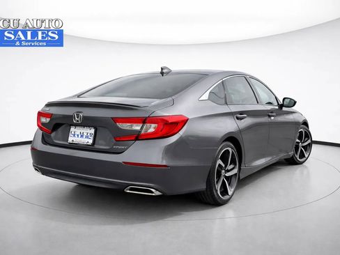 Used 2018 Honda Accord Sport image 6