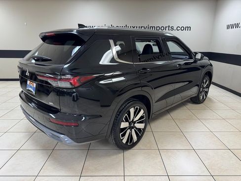 New 2026 Mitsubishi Outlander SEL image 6