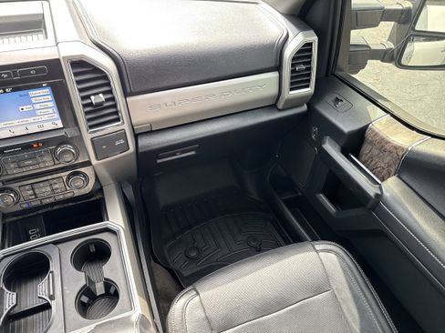 Used 2018 Ford F250 Lariat AWD/4WD image 18