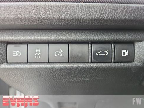 Used 2025 Toyota Camry LE image 16