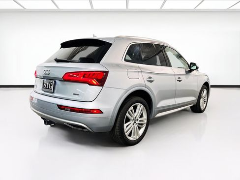 Used 2019 Audi Q5 2.0T Premium Plus w/ Premium Plus Package image 4