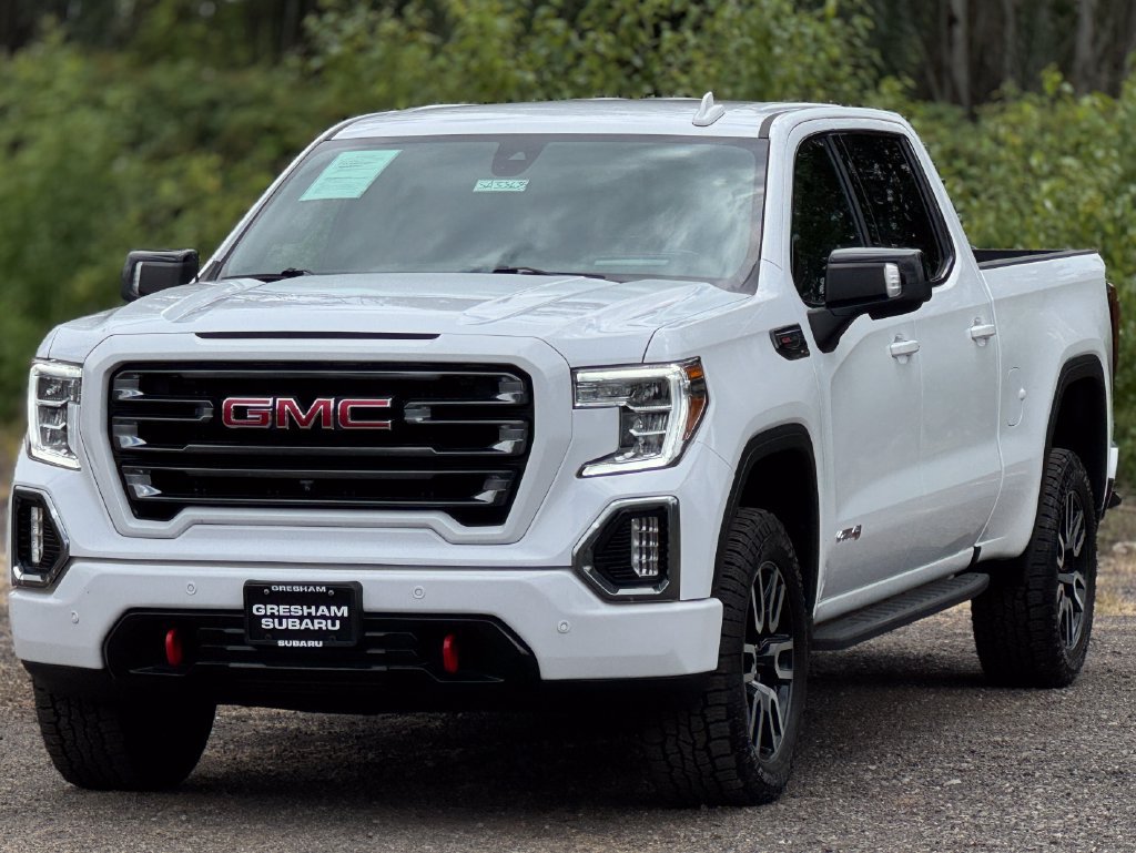 Used 2022 GMC Sierra 1500 AT4 w/ AT4 Premium Package AWD/4WD image 3