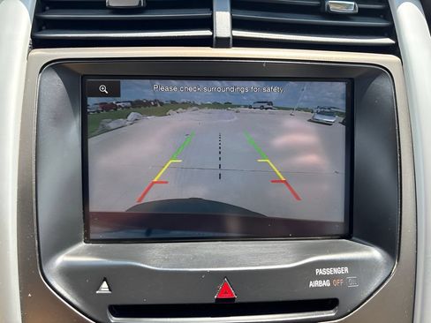 Used 2014 Ford Edge SEL w/ Equipment Group 205A AWD/4WD image 22