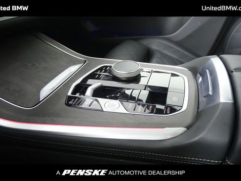 Used 2025 BMW X5 sDrive40i image 28