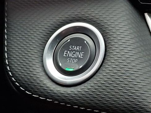 Used 2025 Chevrolet Equinox LT FWD image 22