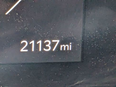 Used 2025 Kia Sorento SX image 22