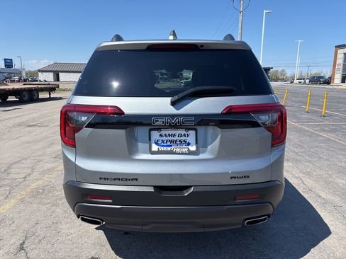 Used 2023 GMC Acadia SLE w/ Driver Convenience Package AWD/4WD image 6