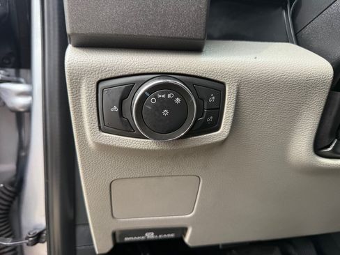 Used 2021 Ford F250 XL w/ STX Appearance Package AWD/4WD image 22