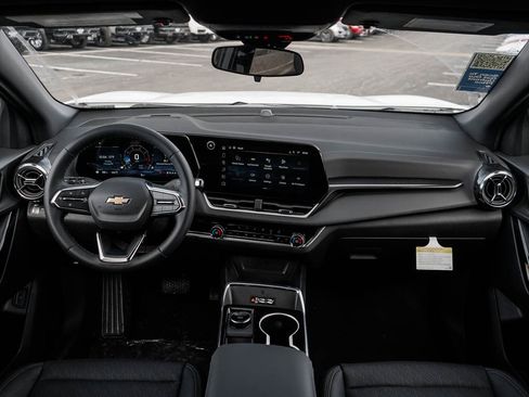 New 2026 Chevrolet Equinox LT w/ Convenience Package II image 13