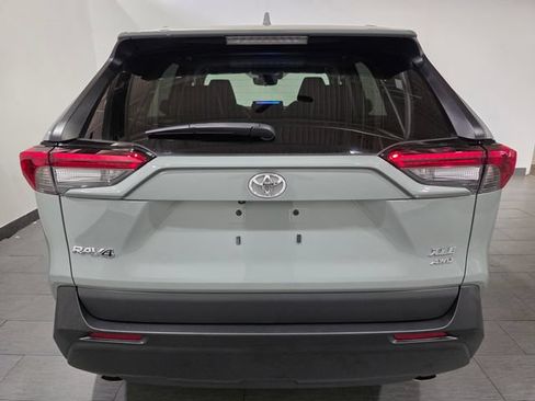 Used 2023 Toyota RAV4 XLE Premium AWD/4WD image 4