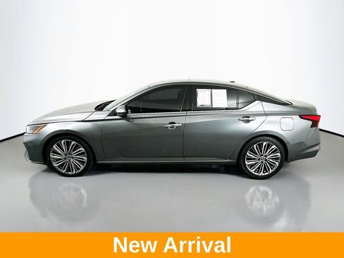 Used 2023 Nissan Altima 2.5 SL image 4