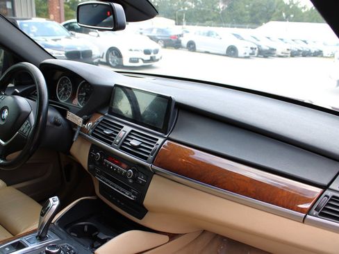 Used 2013 BMW X6 xDrive35i image 15