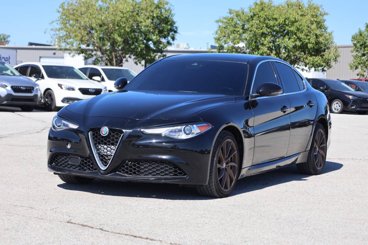 Used 2020 Alfa Romeo Giulia AWD w/ Cold Weather Package image 6