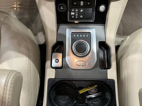 Used 2016 Land Rover LR4 HSE image 39