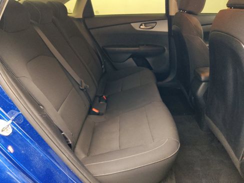 Used 2019 Kia Forte LXS FWD image 19