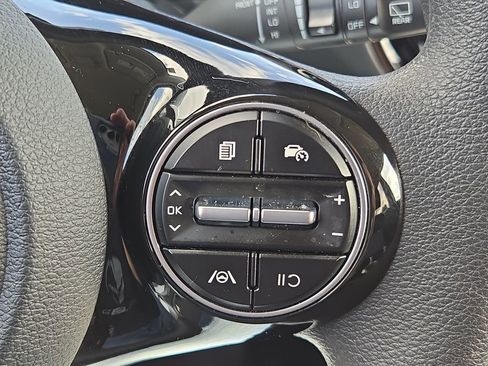Certified 2024 Kia Soul S image 30