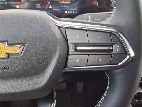 New 2026 Chevrolet Traverse LT w/ Sun and Wheel Package image 19