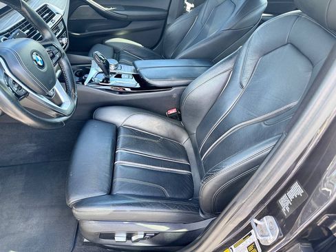 Used 2017 BMW 540i xDrive AWD/4WD image 9
