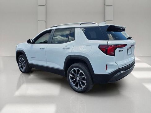 New 2026 GMC Terrain Elevation w/ Elevation Premium Package FWD image 3