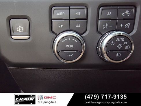 Used 2025 GMC Sierra 1500 Denali Ultimate AWD/4WD image 12