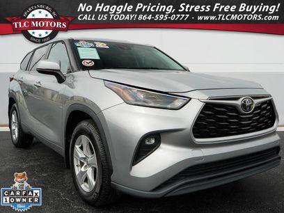 Used 2023 Toyota Highlander LE