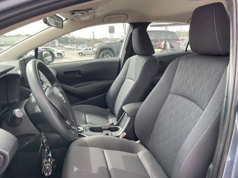 Used 2024 Toyota Corolla LE image 13